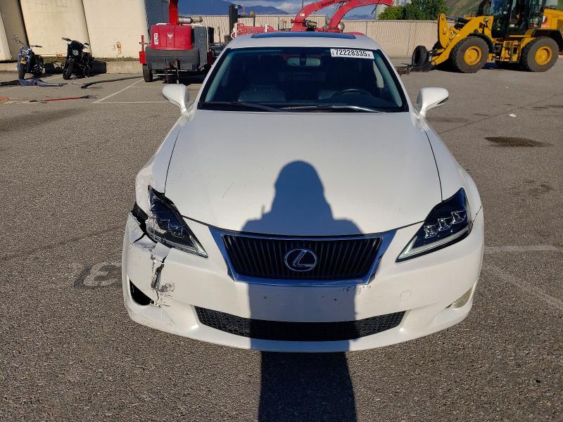 Photo 5 from auction – 2009 LEXUS IS 350 with VIN JTHBE262895022065