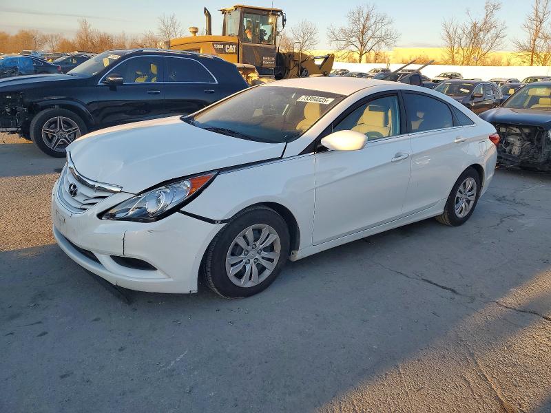 HYUNDAI SONATA GLS 2011 with VIN 5NPEB4AC5BH010769 - Photo from auction