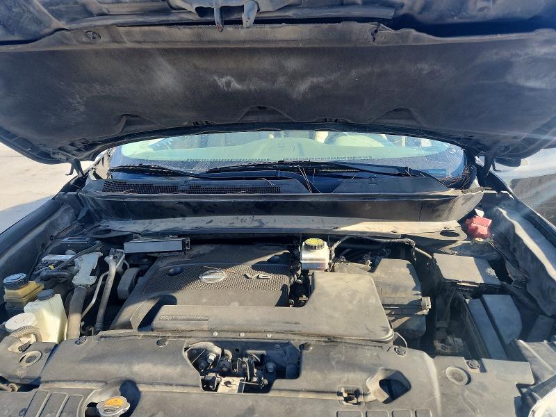 Photo 12 from auction – 2014 NISSAN PATHFINDER with VIN 5N1AR2MN1EC715771
