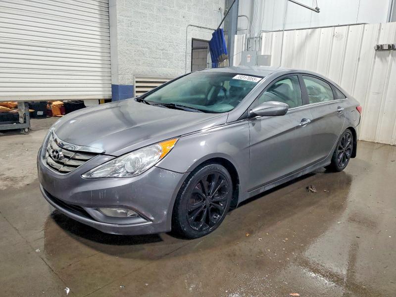 HYUNDAI SONATA 2013 with VIN 5NPEC4AB1DH776277 - Photo from auction