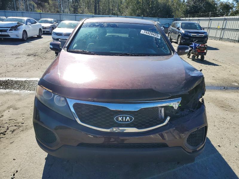 Photo 5 from auction – 2013 KIA SORENTO with VIN 5XYKT3A11DG337673