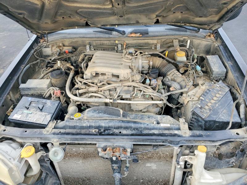 Photo 12 from auction – 2004 NISSAN PATHFINDER with VIN JN8DR09Y94W921690