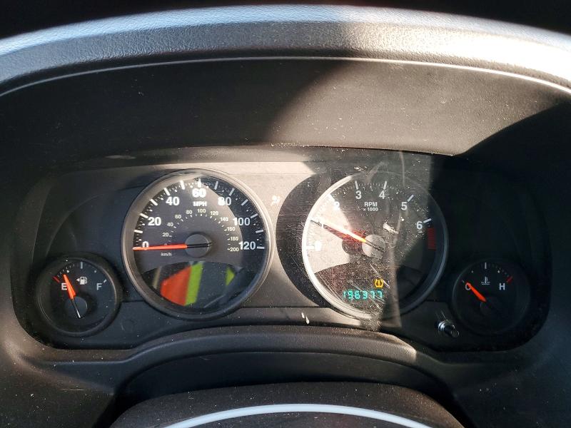Photo 9 from auction – 2011 JEEP PATRIOT with VIN 1J4NT1GB0BD225096