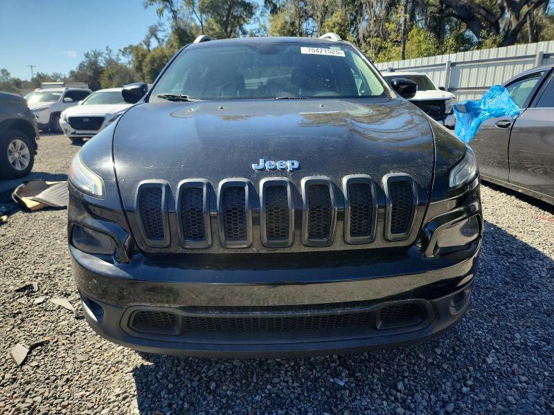 Photo 5 from auction – 2017 JEEP CHEROKEE with VIN 1C4PJLCS2HD221453