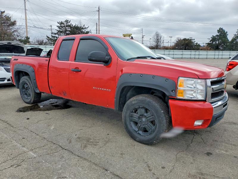 Photo 4 from auction – 2011 CHEVROLET SILVERADO with VIN 1GCRKSE32BZ142252