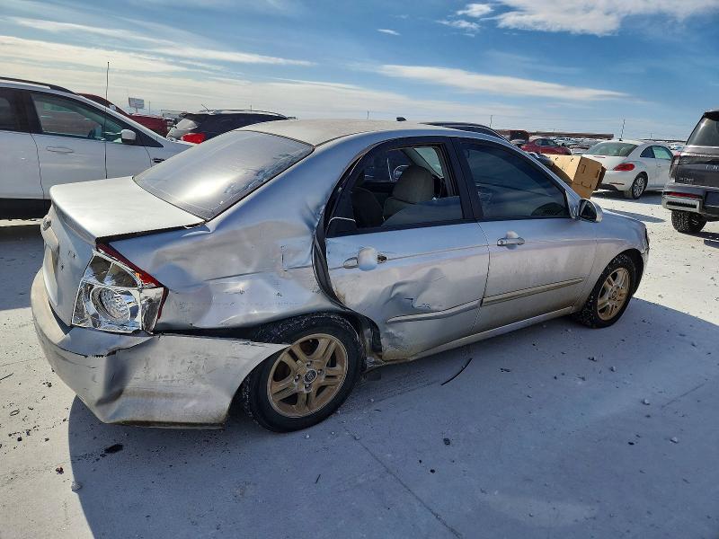 Photo 3 from auction – 2005 KIA SPECTRA LX with VIN KNAFE121455194112
