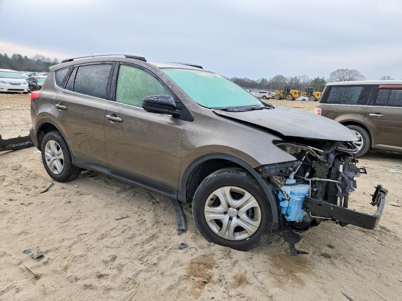 Photo 4 from auction – 2015 TOYOTA RAV4 LE with VIN JTMBFREV9FD167197