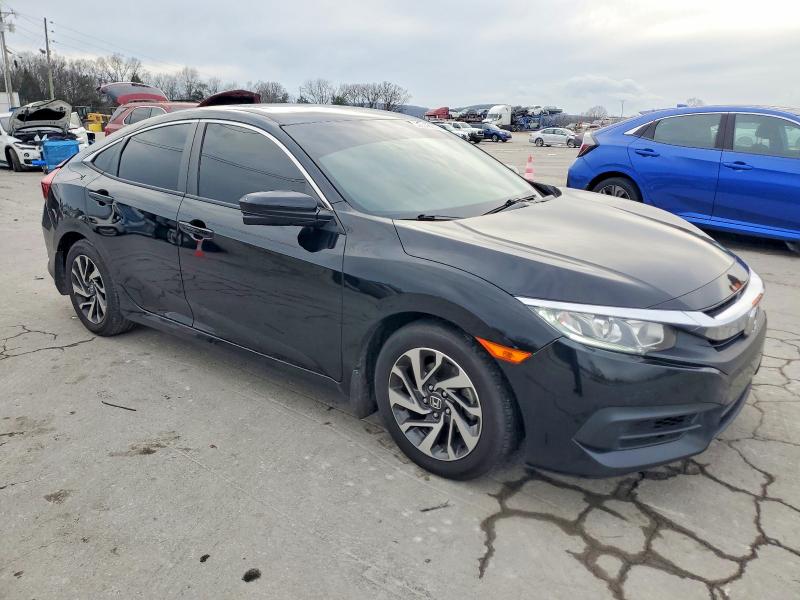 Photo 4 from auction – 2018 HONDA CIVIC EX with VIN 19XFC2F72JE008420