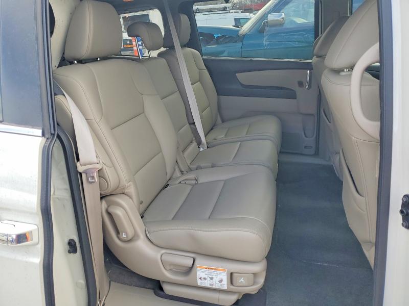 Photo 11 from auction – 2016 HONDA ODYSSEY with VIN 5FNRL5H68GB167755