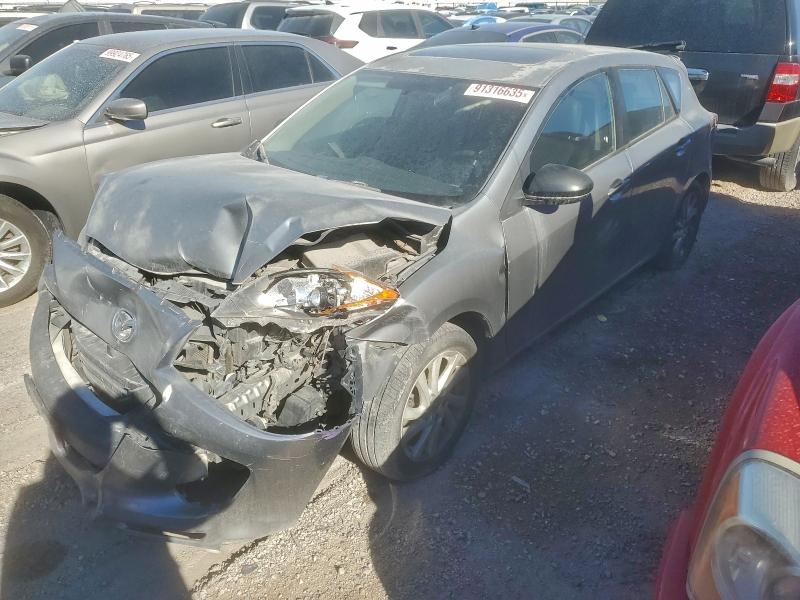 MAZDA 3 I 2012 with VIN JM1BL1M84C1610228 - Photo from auction