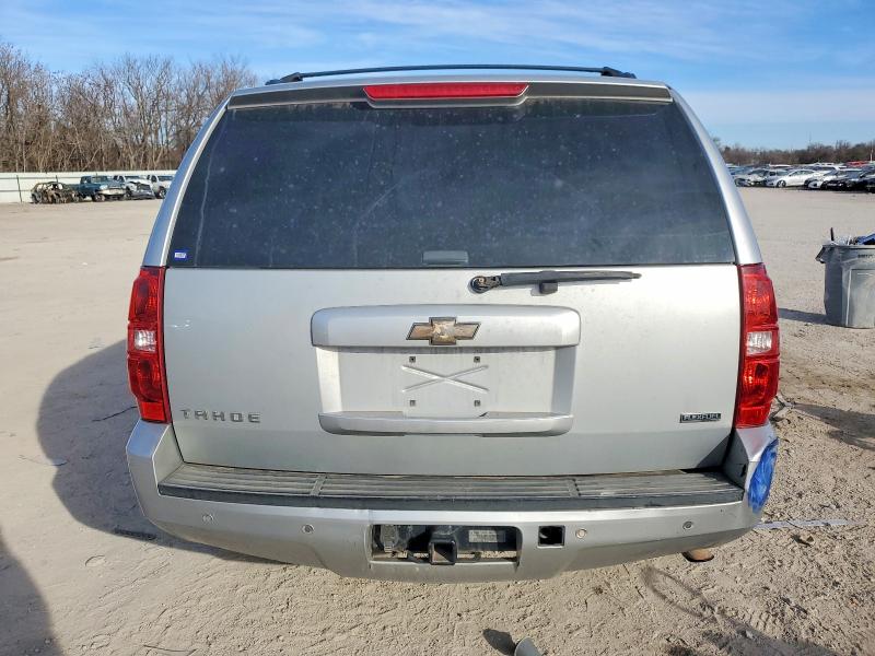Photo 6 from auction – 2010 CHEVROLET TAHOE C150 with VIN 1GNUCBE07AR291968
