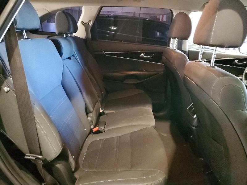 Photo 11 from auction – 2019 KIA SORENTO with VIN 5XYPG4A35KG572284