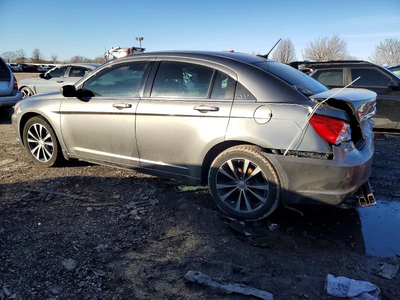 Photo 2 from auction – 2012 CHRYSLER 200 TOURIN with VIN 1C3CCBBG6CN299208