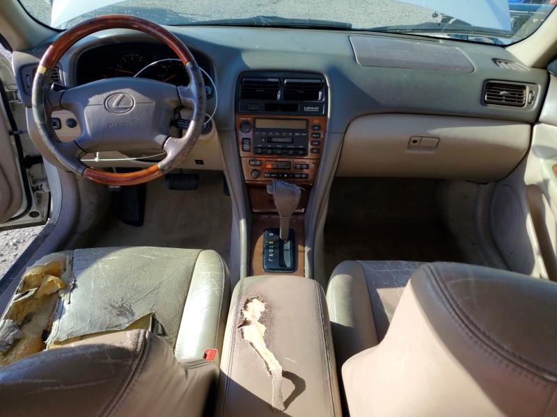 Photo 8 from auction – 2001 LEXUS ES 300 with VIN JT8BF28G610323232