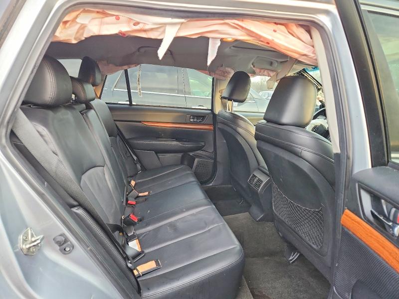 Photo 10 from auction – 2014 SUBARU OUTBACK 2. with VIN 4S4BRBLC9E3200845