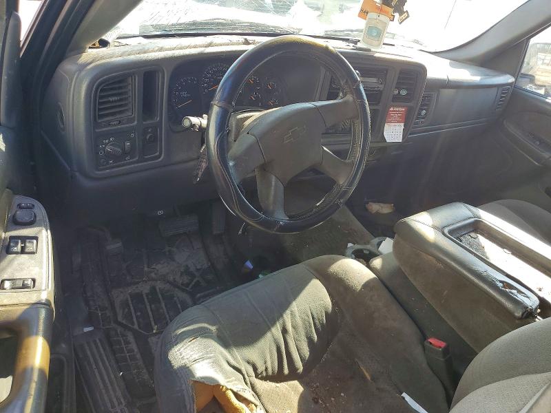 Photo 8 from auction – 2003 CHEVROLET SILVERADO with VIN 2GCEC19VX31403851