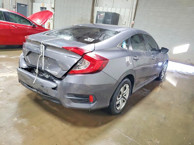 Photo 3 from auction – 2018 HONDA CIVIC with VIN 19XFC2F52JE031193