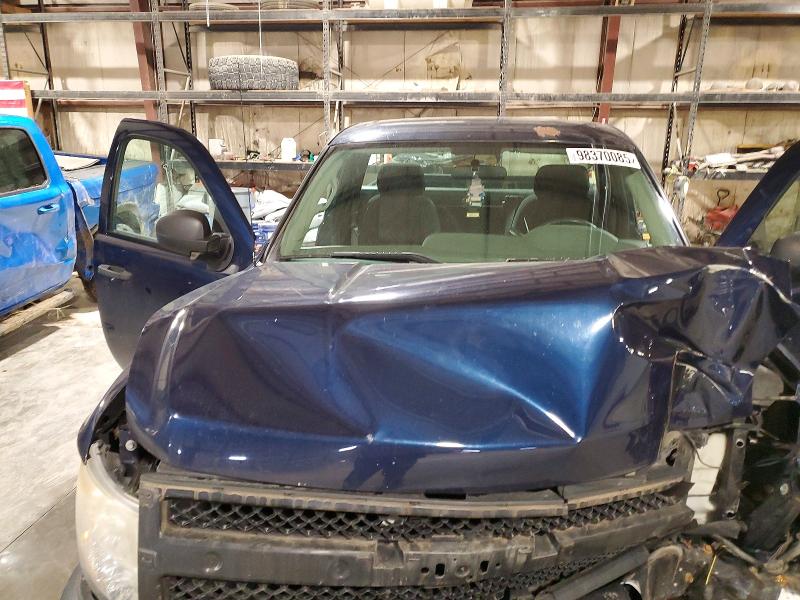 Photo 11 from auction – 2010 CHEVROLET SILVERADO with VIN 1GCPCPEX0AZ172272