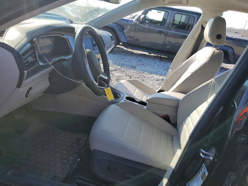 Photo 7 from auction – 2024 VOLKSWAGEN JETTA SE with VIN 3VW7M7BU4RM041623