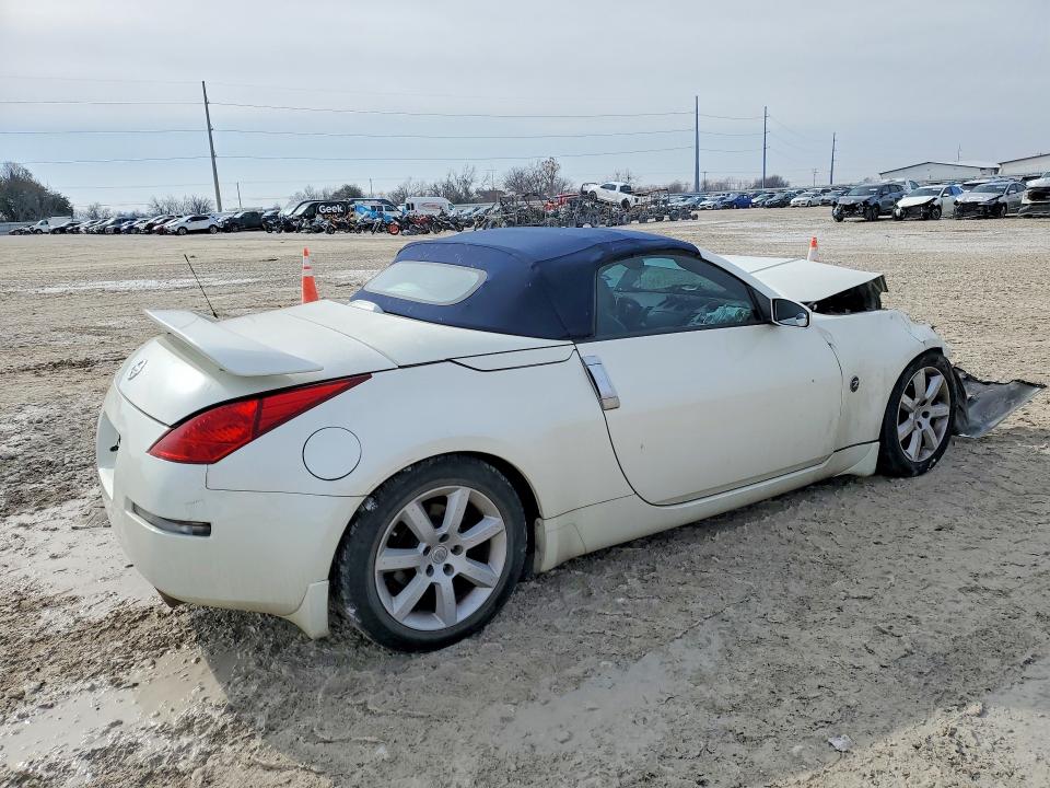 Photo 3 from auction – 2005 NISS 350Z with VIN JN1AZ36A65M755992