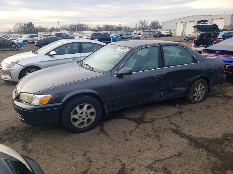 TOYOTA CAMRY LE 2001 with VIN 4T1BF22K01U970096 - Photo from auction