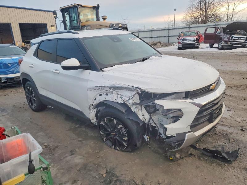 Photo 4 from auction – 2021 CHEVROLET TRAILBLAZER with VIN KL79MRSL3MB076410
