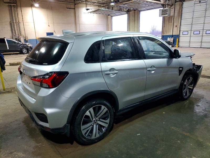 Photo 3 from auction – 2023 MITSUBISHI OUTLANDER with VIN JA4ARUAU9PU010106