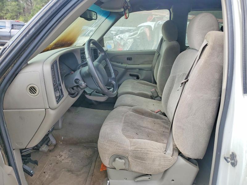 Photo 7 from auction – 2000 CHEVROLET SILVERADO with VIN 2GCEC19V9Y1213031