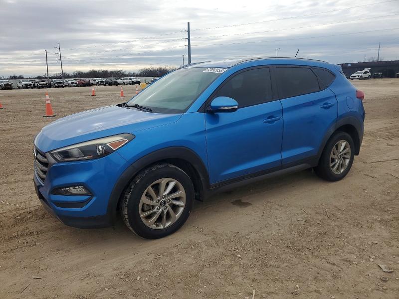 HYUNDAI TUCSON LIM 2016 with VIN KM8J33A22GU061359 - Photo from auction