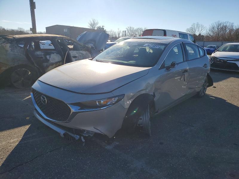 MAZDA 3 PREFERRE 2025 with VIN 3MZBPACM7SM467146 - Photo from auction