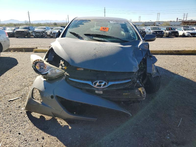 Photo 5 from auction – 2013 HYUNDAI ELANTRA with VIN 5NPDH4AE0DH301243