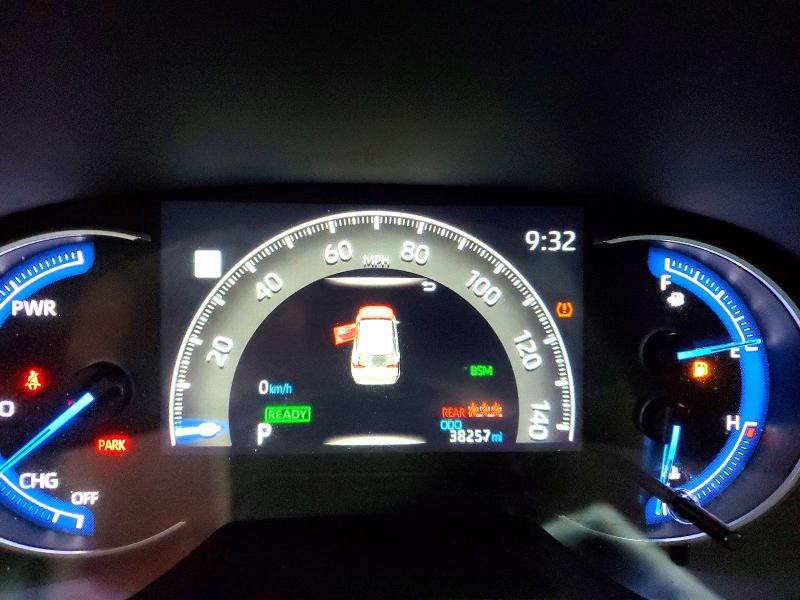 Photo 9 from auction – 2023 TOYOTA RAV4 with VIN 2T3UWRFV4PW176580