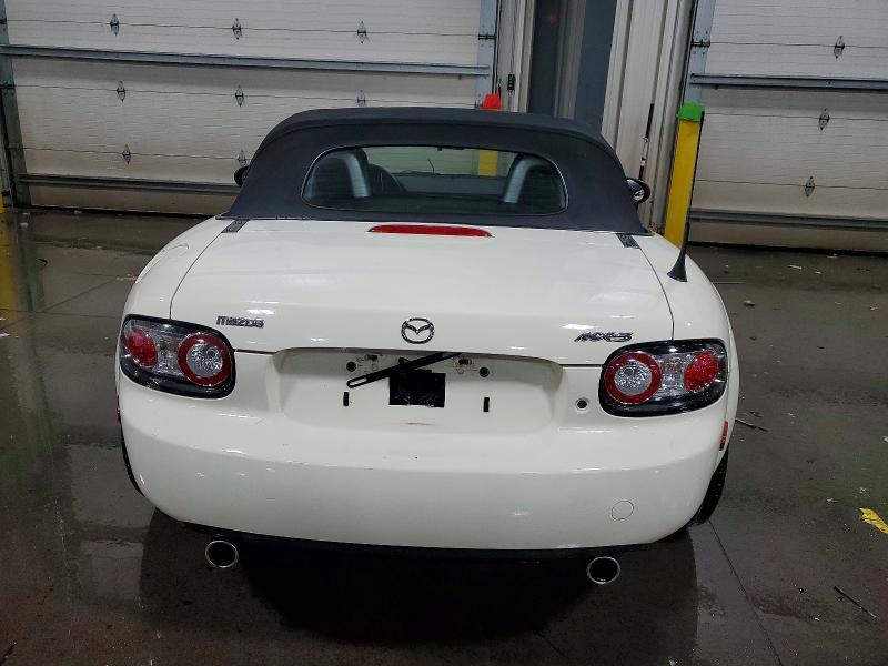 Photo 6 from auction – 2006 MAZDA MX-5 MIATA with VIN JM1NC25F160108934