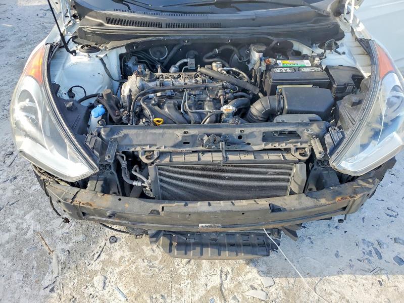 Photo 11 from auction – 2013 HYUNDAI VELOSTER with VIN KMHTC6ADXDU137126