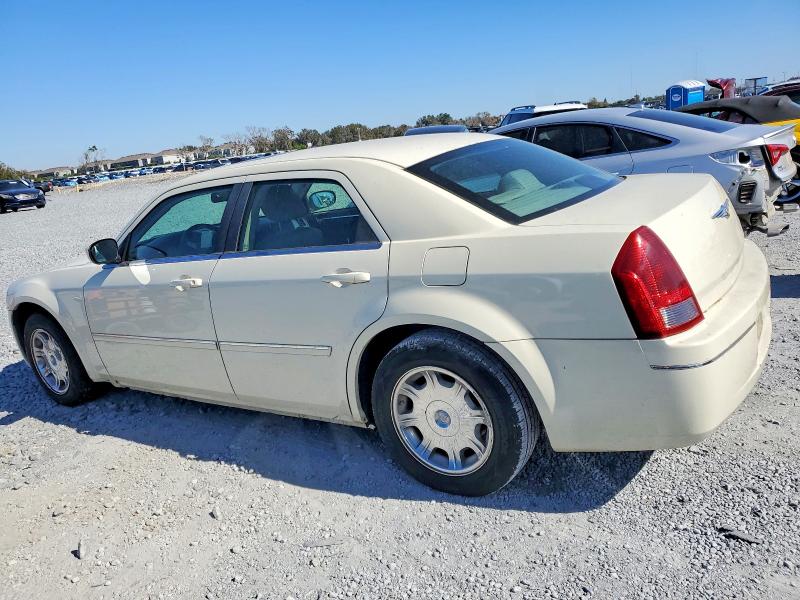 Photo 2 from auction – 2006 CHRYSLER 300 TOURIN with VIN 2C3KA53G86H175911