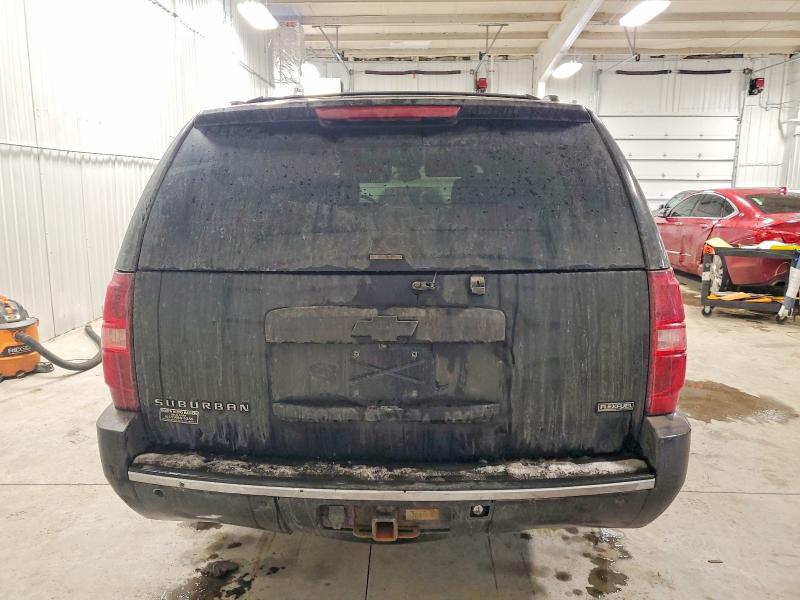 Photo 6 from auction – 2009 CHEVROLET SUBURBAN with VIN 1GNFK36349J102116