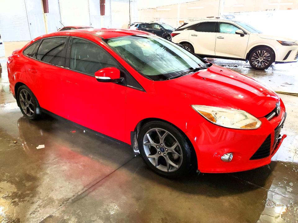 Photo 4 from auction – 2014 FORD FOCUS SE with VIN 1FADP3F29EL174538