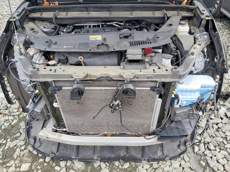 Photo 12 from auction – 2022 TOYOTA HIGHLANDER with VIN 5TDHZRBH5NS577241
