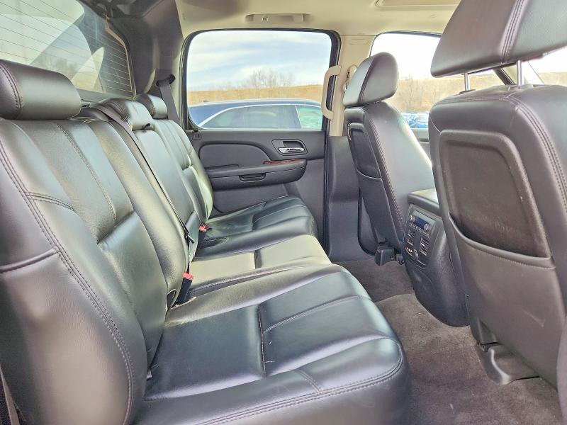 Photo 10 from auction – 2008 CHEVROLET AVALANCHE with VIN 3GNFK12328G146951