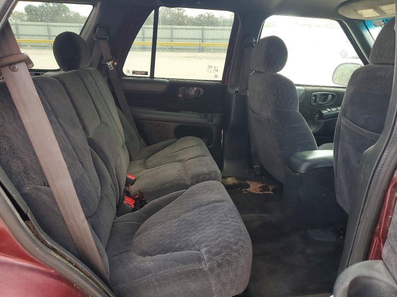 Photo 11 from auction – 2001 GMC JIMMY with VIN 1GKCS13W212189659