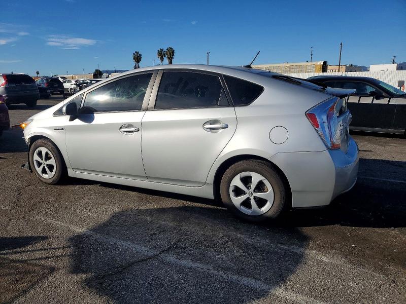 Photo 2 from auction – 2014 TOYOTA PRIUS with VIN JTDKN3DU5E0365788