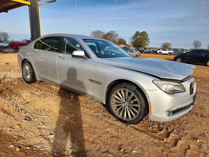 Photo 4 from auction – 2011 BMW 750 LI with VIN WBAKB8C58BC851728