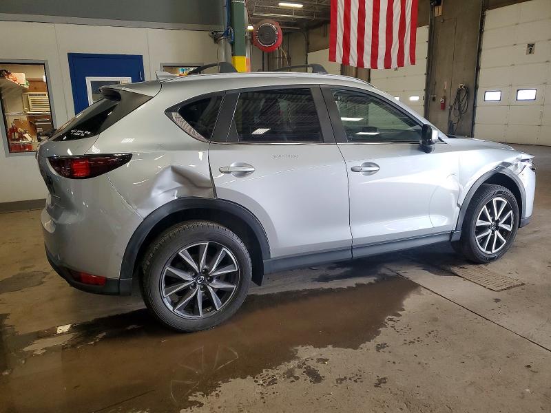 Photo 3 from auction – 2018 MAZDA CX-5 TOURI with VIN JM3KFBCM4J0343792