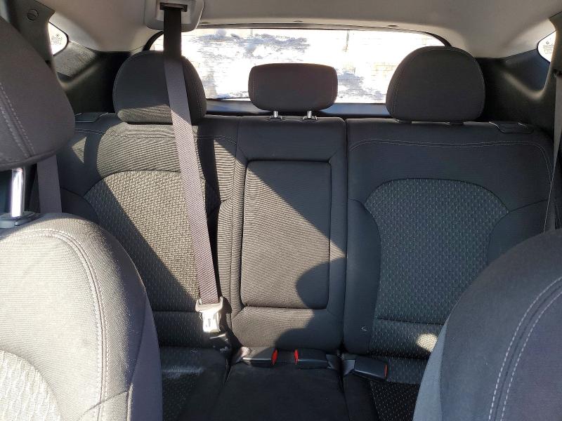 Photo 10 from auction – 2011 HYUNDAI TUCSON GL with VIN KM8JT3AB4BU183729