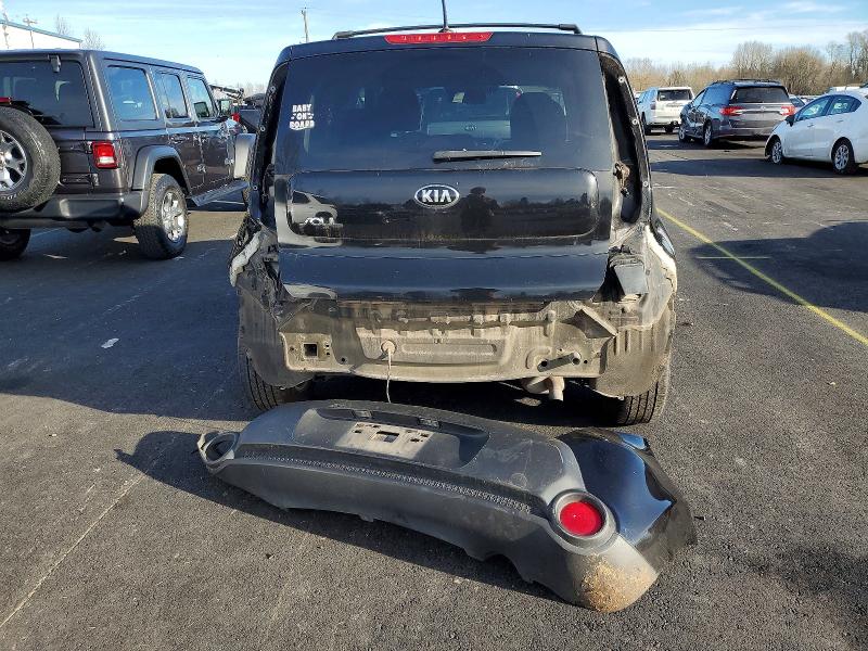 Photo 6 from auction – 2016 KIA SOUL with VIN KNDJN2A21G7392165