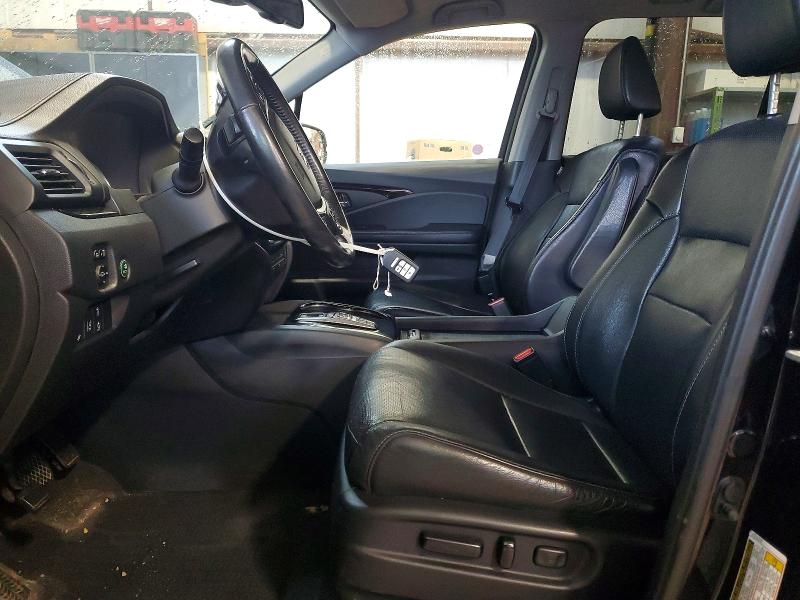 Photo 7 from auction – 2017 HONDA PILOT TOUR with VIN 5FNYF6H97HB504730