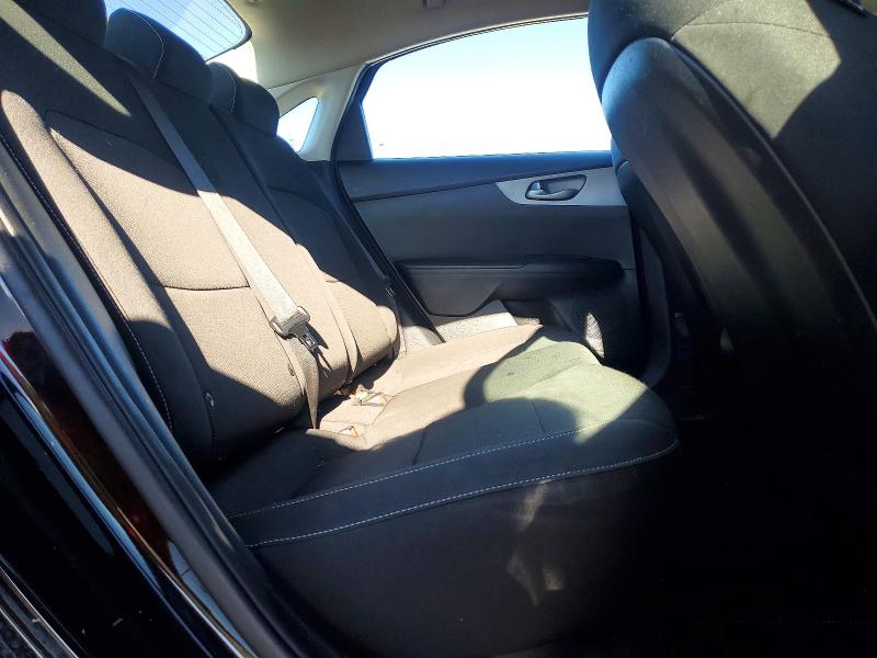 Photo 10 from auction – 2019 KIA FORTE with VIN 3KPF24AD3KE027622