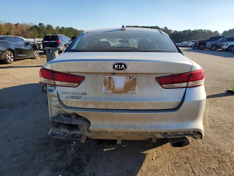 Photo 6 from auction – 2016 KIA OPTIMA LX with VIN 5XXGT4L37GG077704