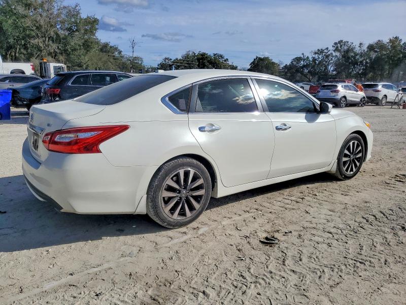 Photo 3 from auction – 2016 NISSAN ALTIMA 2.5 with VIN 1N4AL3AP3GC178234