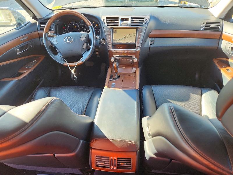 Photo 8 from auction – 2011 LEXUS LS 460 with VIN JTHBL5EF2B5106626
